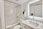 2 Full Bathrooms